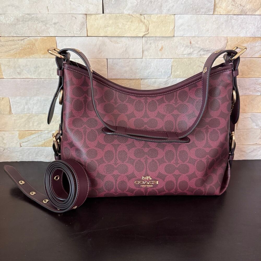 New‼️Coach Laurel Shoulder Bag With Buckles In Signature Canvas CFP16